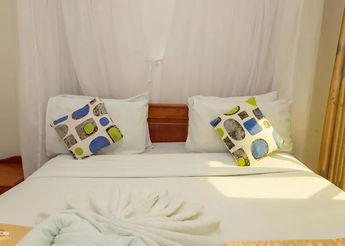 Comfy Inn Hotel